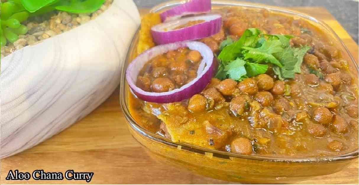 AALU CHANA CURRY