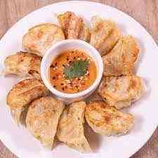 VEG KOTHEY MOMO