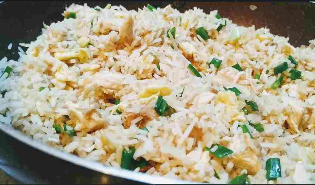 CHICKEN FRIED RICE