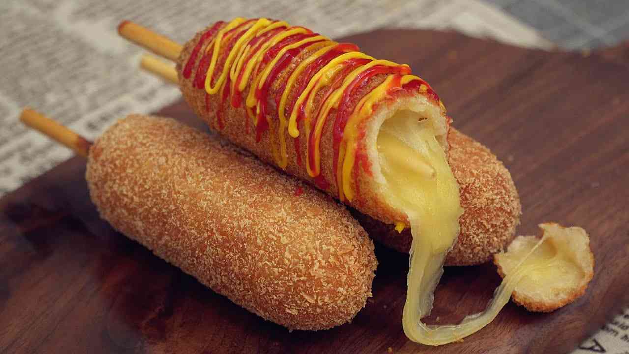 CHICKEN Corn Dog
