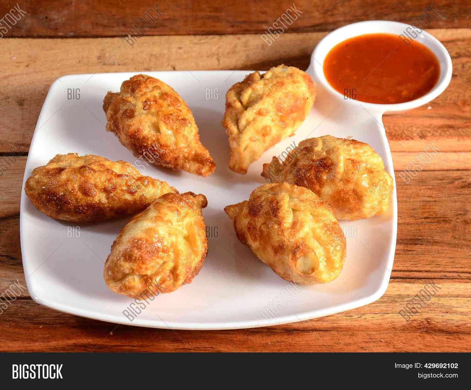 VEG FRY MOMO